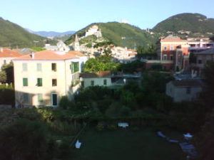 Aussicht vom Hotel auf Berge